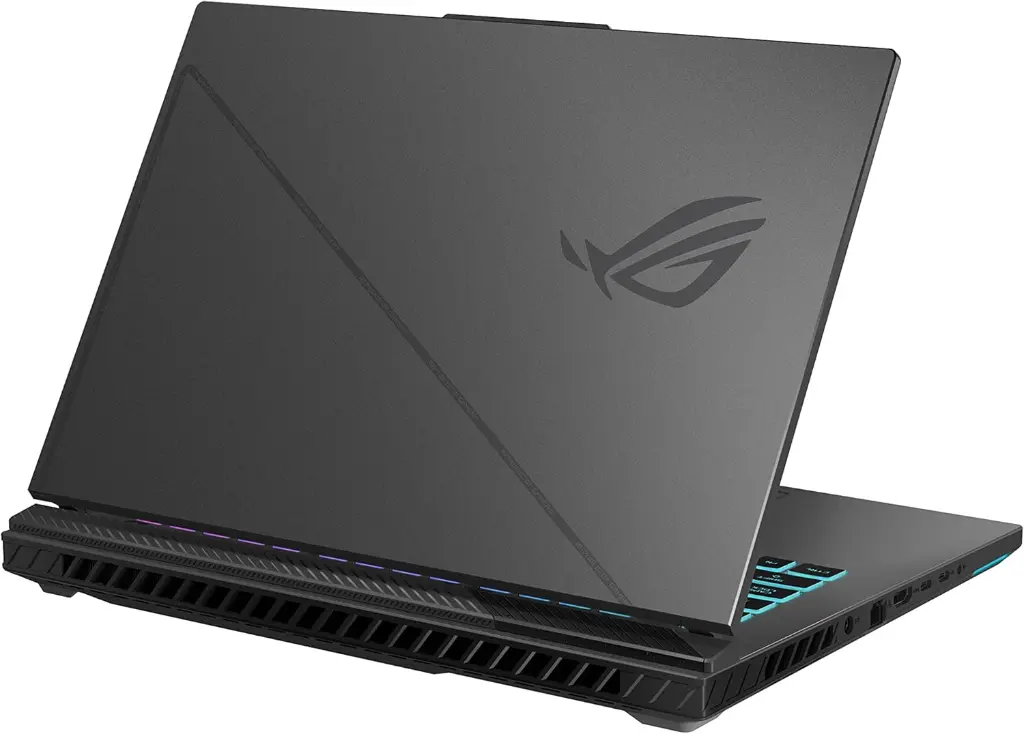 GAMEUR ASUS ROG STRIX 17 – Ryze.webp